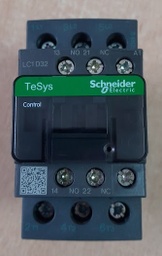 [0029] CONTACTOR TRIPOLAR 32 A - E7